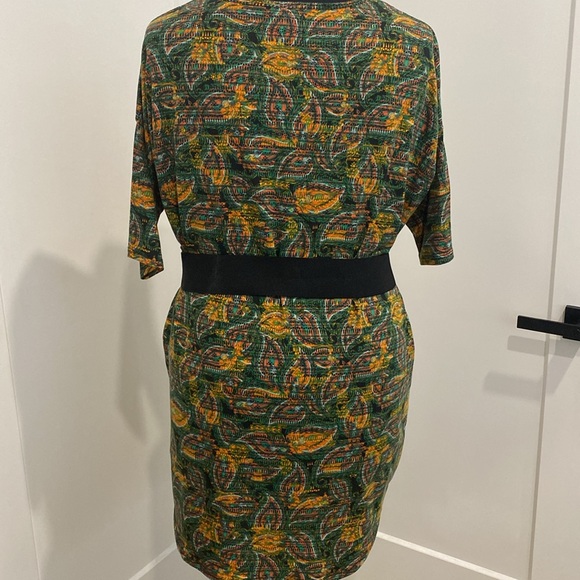 NWT Feather Print Oversized High Low Irma Tunic | Size S - Picture 10 of 11